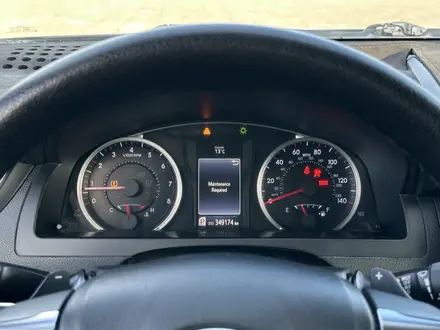 Toyota Camry 2016 года за 7 550 000 тг. в Атырау – фото 19