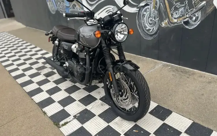 Triumph  Bonneville T120 2025 года за 12 100 000 тг. в Алматы