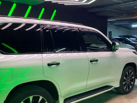 Lexus LX 570 2020 года за 54 000 000 тг. в Астана – фото 3
