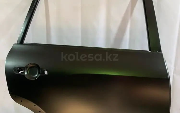 Дверь задняя правая за 115 000 тг. в Караганда