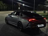 Kia K5 2021 года за 11 500 000 тг. в Астана
