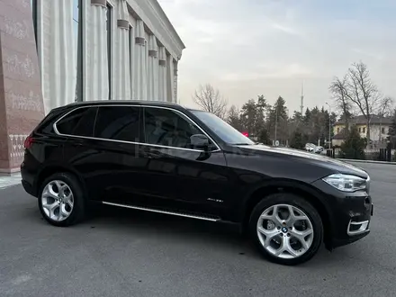 BMW X5 2015 года за 16 000 000 тг. в Алматы – фото 23