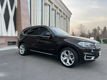 BMW X5 2015 года за 16 000 000 тг. в Алматы – фото 9