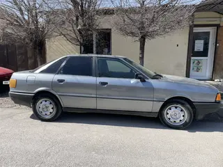 Audi 80