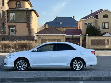 Toyota Camry 2014 года за 9 700 000 тг. в Астана – фото 11