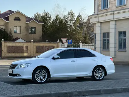 Toyota Camry 2014 года за 9 700 000 тг. в Астана – фото 9