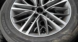 Диск шинами комплект хюндай Hyundai 225/55/17 летний за 195 000 тг. в Шымкент – фото 5