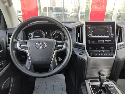 Toyota Land Cruiser 2015 годаүшін25 700 000 тг. в Астана – фото 9