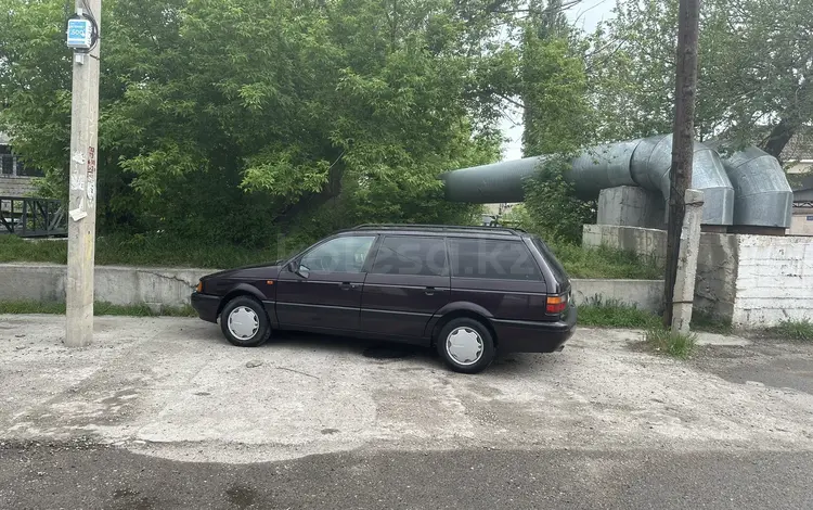 Volkswagen Passat 1992 годаүшін1 650 000 тг. в Тараз