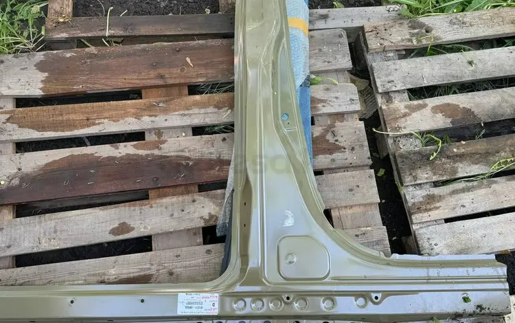 Новая Оригинальная Стойка кузова правая SIENNA 2010-2020 за 80 000 тг. в Алматы