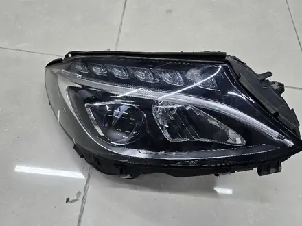 W205 фара за 180 000 тг. в Шымкент