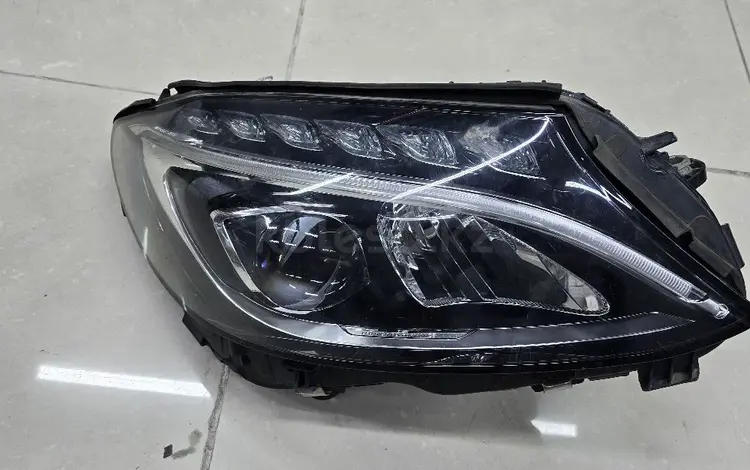 W205 фара за 180 000 тг. в Шымкент