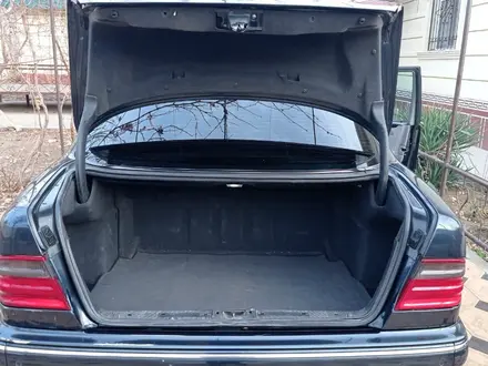 Mercedes-Benz E 280 2000 года за 4 300 000 тг. в Шымкент – фото 4