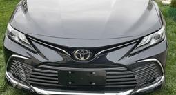 Toyota Camry 2023 года за 14 800 000 тг. в Алматы – фото 2