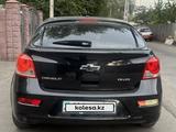 Chevrolet Cruze 2012 года за 2 300 000 тг. в Алматы – фото 5