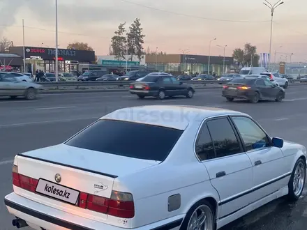 BMW 525 1991 года за 1 800 000 тг. в Алматы – фото 5