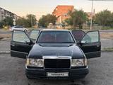 Mercedes-Benz E 230 1992 годаfor1 200 000 тг. в Талдыкорган