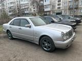 Mercedes-Benz E 230 1997 года за 2 700 000 тг. в Петропавловск – фото 3