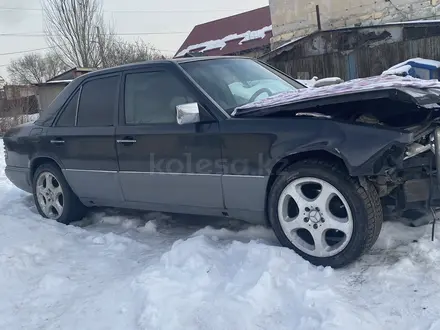 Mercedes-Benz E 280 1993 года за 1 200 000 тг. в Алматы