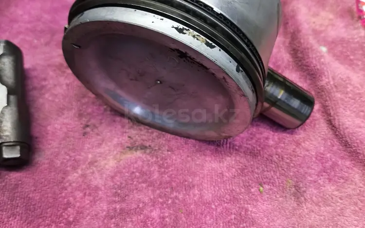 Поршень J20a за 505 тг. в Алматы
