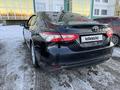 Toyota Camry 2018 года за 12 700 000 тг. в Костанай – фото 3