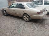 Toyota Camry 1999 годаүшін3 100 000 тг. в Тараз