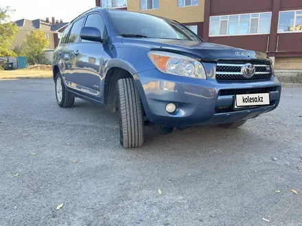 Toyota RAV4 2008 года за 7 000 000 тг. в Актобе – фото 2