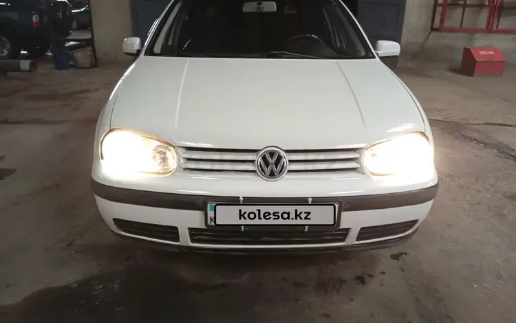 Volkswagen Golf 2000 годаүшін2 500 000 тг. в Караганда