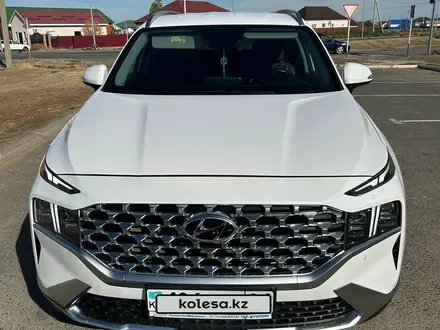 Hyundai Santa Fe 2021 года за 16 200 000 тг. в Атырау – фото 10