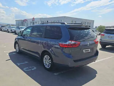 Toyota Sienna 2015 года за 8 000 000 тг. в Алматы – фото 6