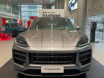 Porsche Cayenne 2024 года за 88 000 000 тг. в Астана