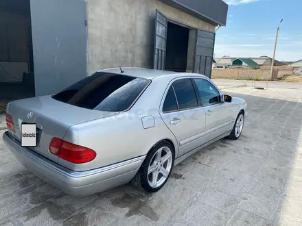 Mercedes-Benz E 430 1996 года за 4 500 000 тг. в Жанаозен