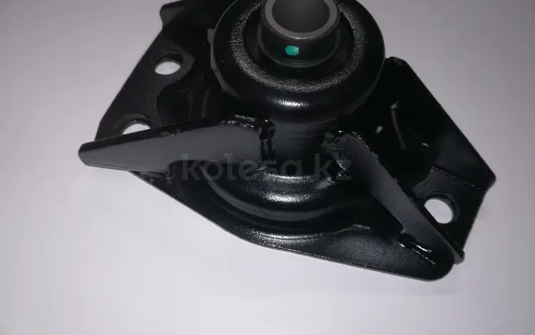 Подушка переднего моста Toyota hiace Toyota Regius 52380-26070үшін12 000 тг. в Алматы