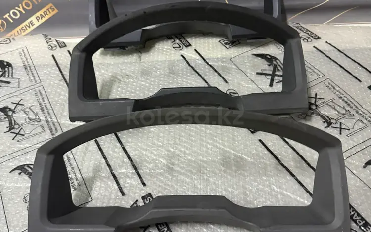 Накладка щитка приборов Land Cruiser 200 за 10 000 тг. в Алматы