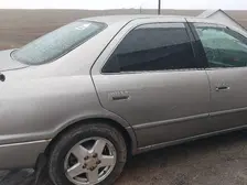 Toyota Camry, 1998