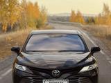 Toyota Camry 2018 года за 11 600 000 тг. в Астана