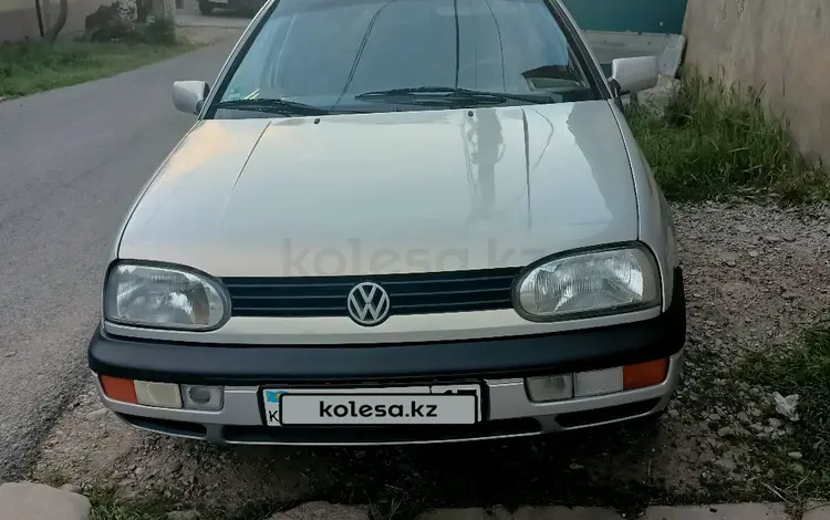 Volkswagen Golf 1993 годаүшін2 400 000 тг. в Шымкент