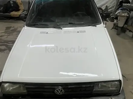 Volkswagen Golf 1990 года за 325 000 тг. в Актобе – фото 2