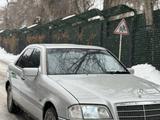 Mercedes-Benz C 280 1997 года за 2 600 000 тг. в Алматы – фото 3