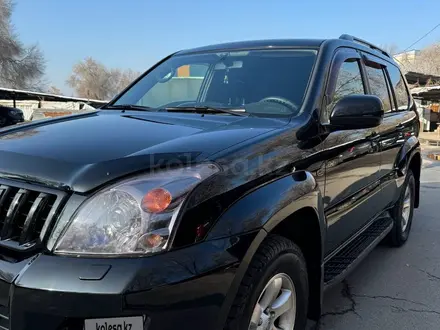 Toyota Land Cruiser Prado 2005 года за 13 700 000 тг. в Алматы – фото 19