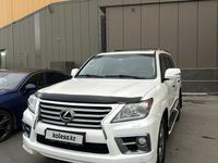 Lexus LX 570 2014 годаfor30 000 000 тг. в Алматы