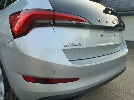 Skoda Scala 2022 года за 15 900 000 тг. в Алматы – фото 21