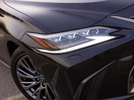Lexus ES 250 2020 года за 21 000 000 тг. в Алматы – фото 13