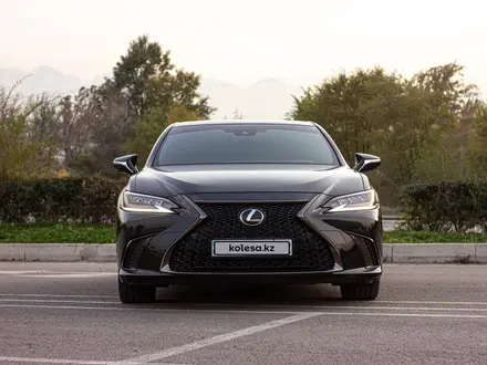 Lexus ES 250 2020 года за 21 000 000 тг. в Алматы – фото 3