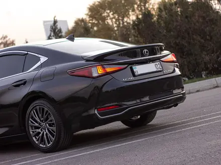 Lexus ES 250 2020 года за 21 000 000 тг. в Алматы – фото 7
