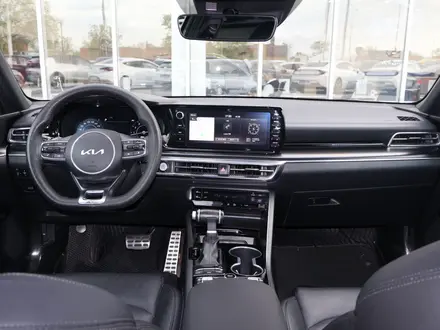 Kia K5 2023 года за 11 990 000 тг. в Астана – фото 18