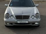 Mercedes-Benz E 320 2000 года за 4 000 000 тг. в Талдыкорган – фото 3