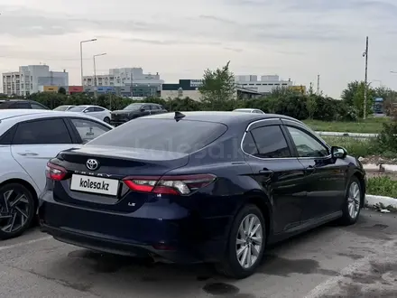 Toyota Camry 2021 года за 10 900 000 тг. в Костанай – фото 8