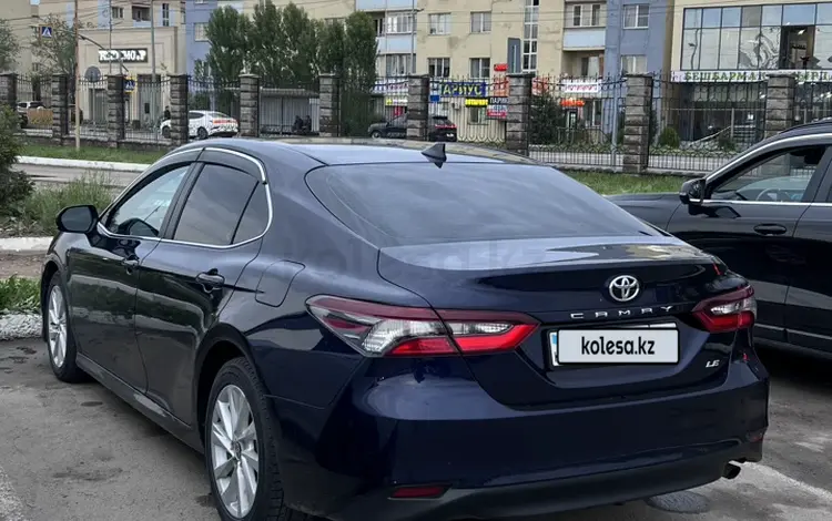 Toyota Camry 2021 года за 10 900 000 тг. в Костанай