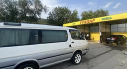Toyota Hiace 1994 года за 2 700 000 тг. в Семей